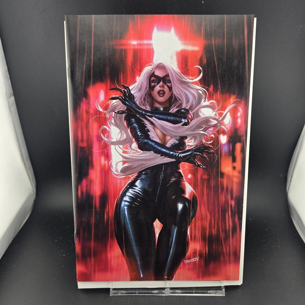 BLACK CAT #4 DERRICK CHEW 1:50 VIRGIN VARIANT INCENTIVE MARVEL NM/M PRIME CGC